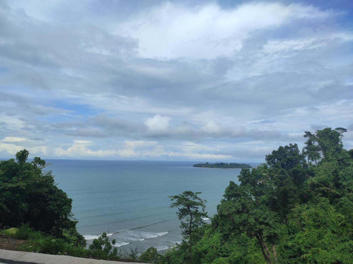 Air Manis Secret Surfcamp Apartment Taluk Batung ภายนอก รูปภาพ