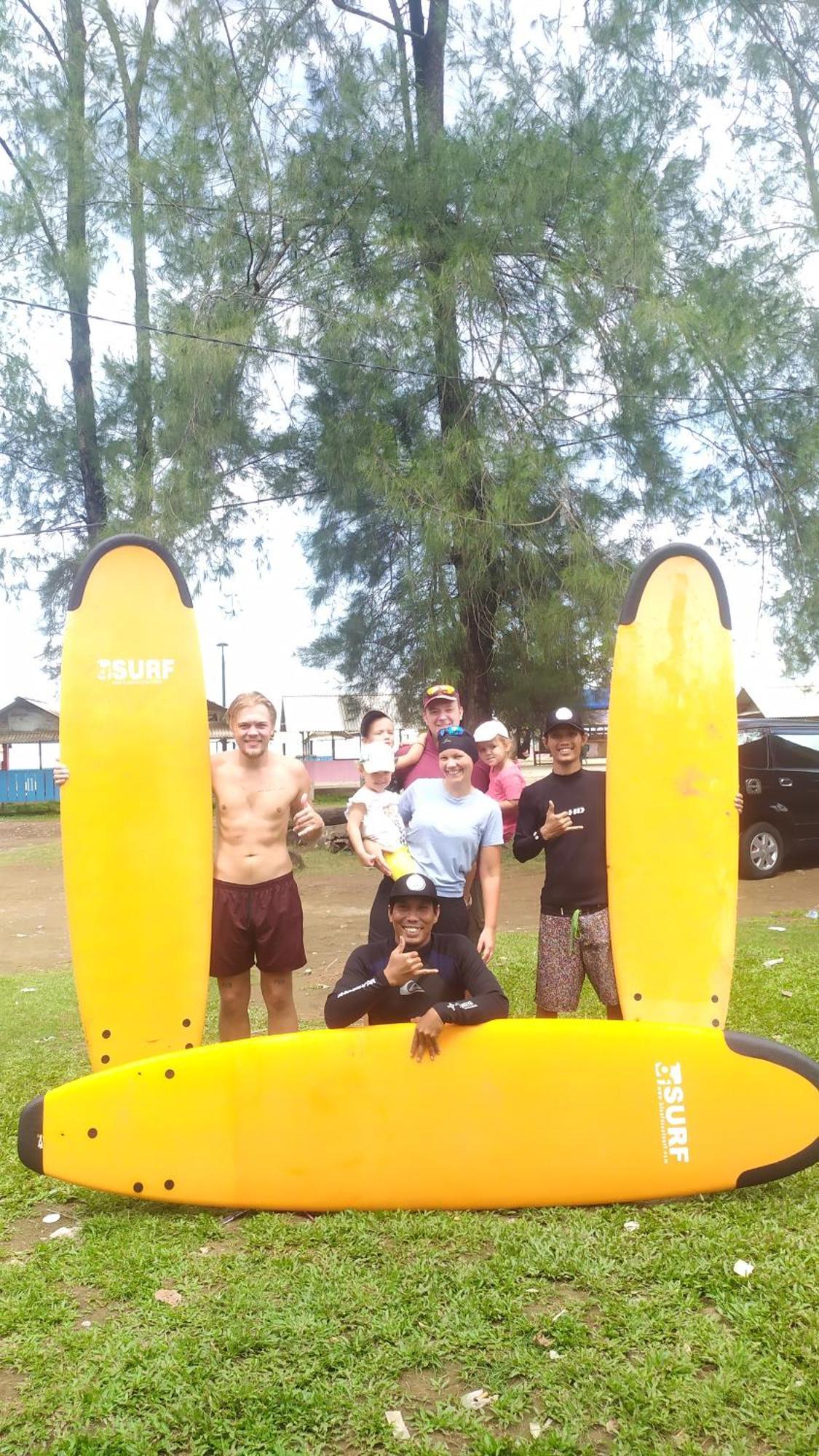 Air Manis Secret Surfcamp Apartment Taluk Batung ภายนอก รูปภาพ