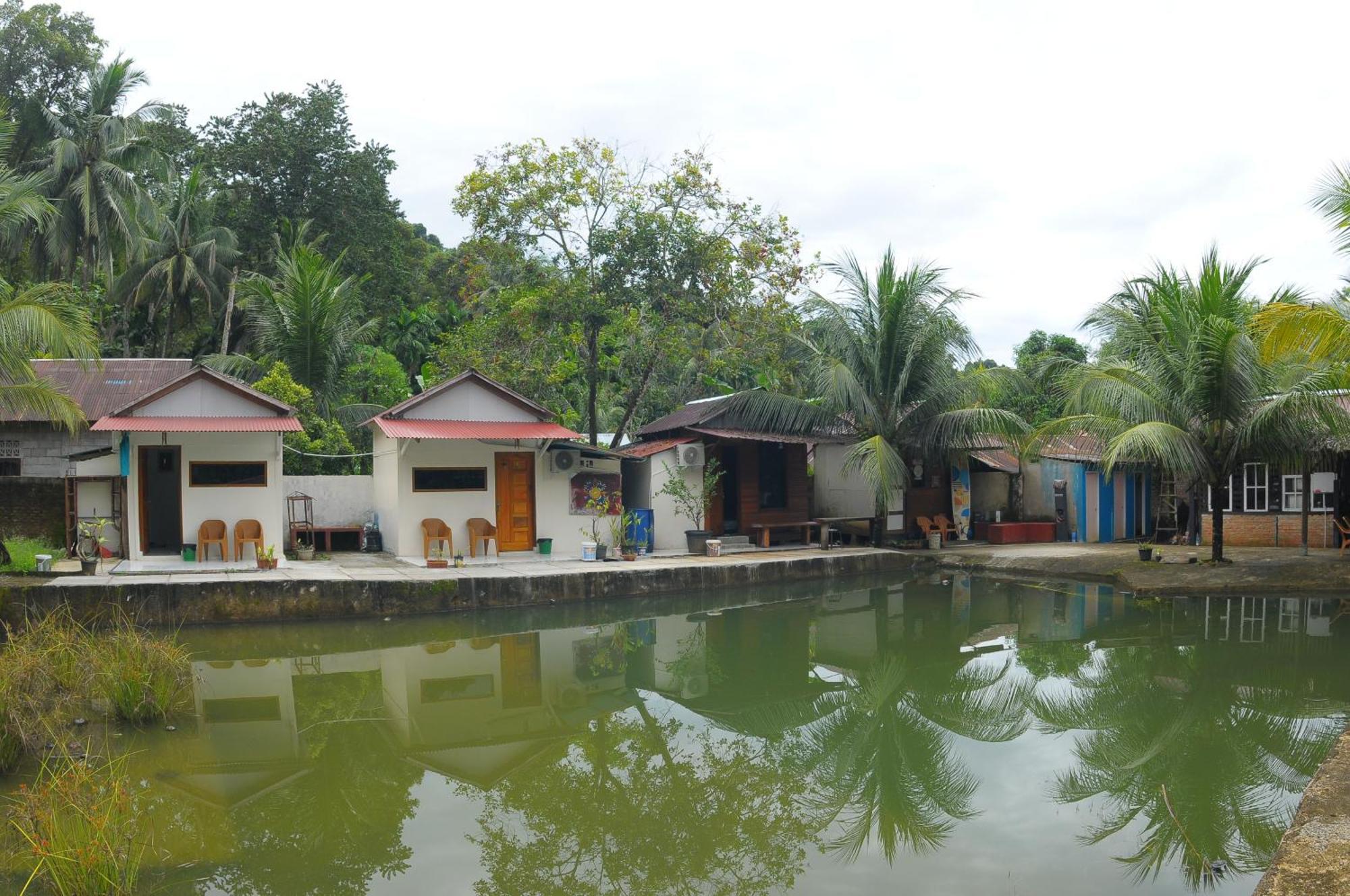 Air Manis Secret Surfcamp Apartment Taluk Batung ภายนอก รูปภาพ