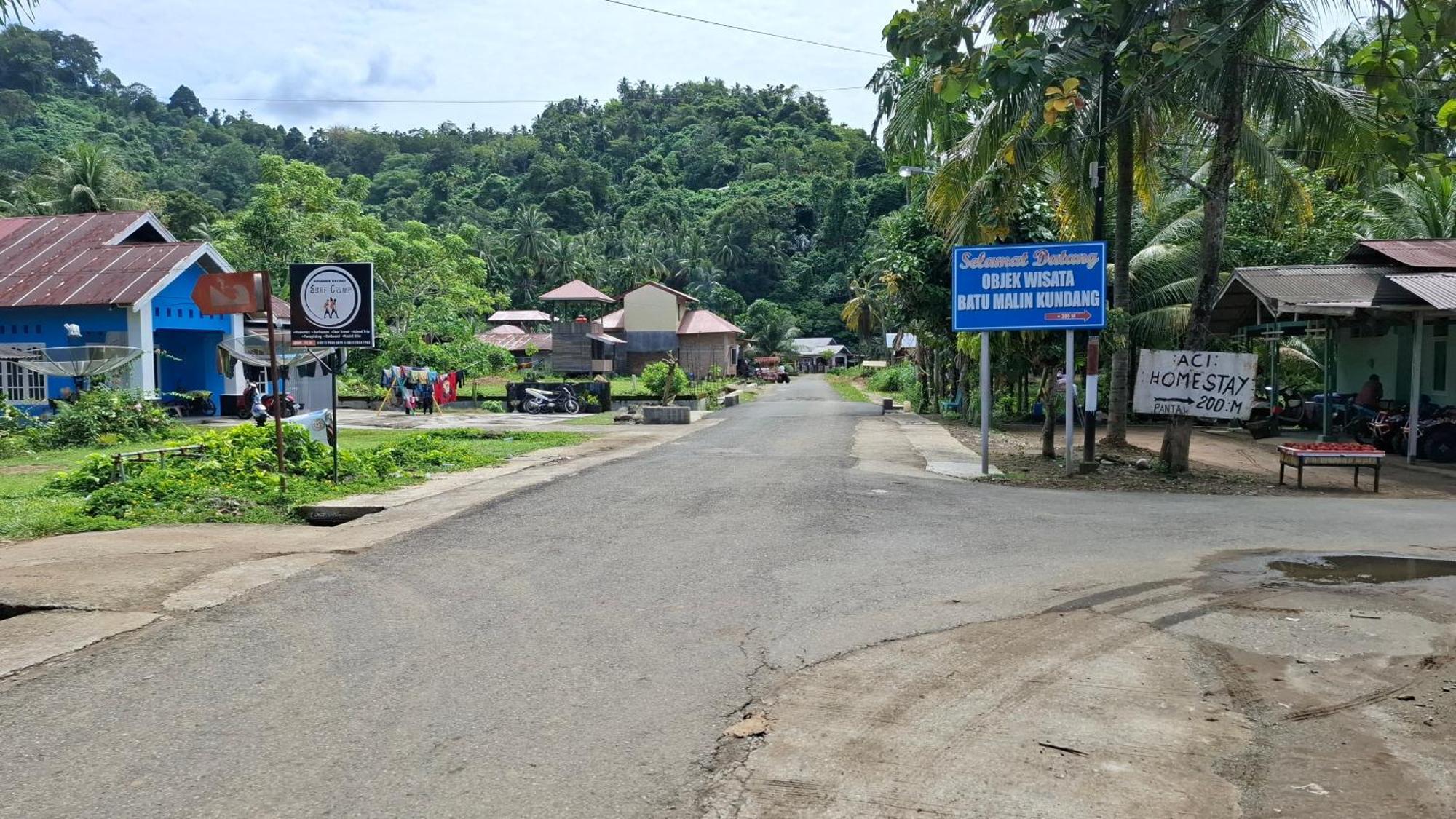 Air Manis Secret Surfcamp Apartment Taluk Batung ภายนอก รูปภาพ